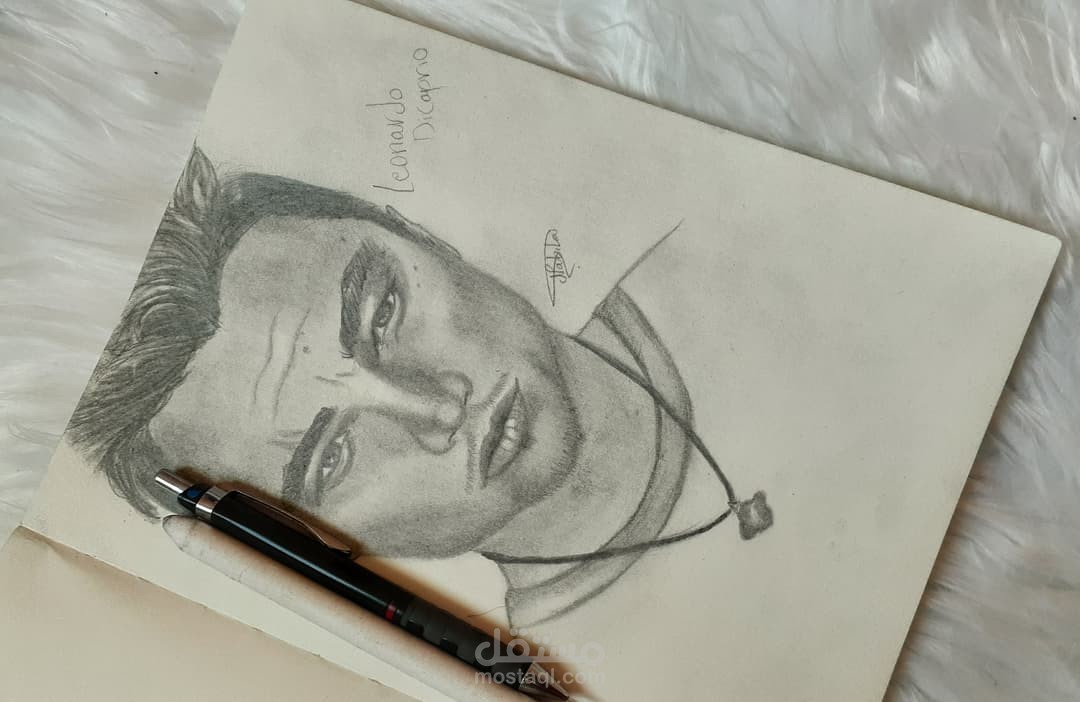 رسمة بالرصاص