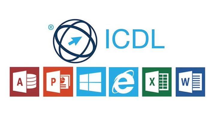 حاملة لشهادة ICDL