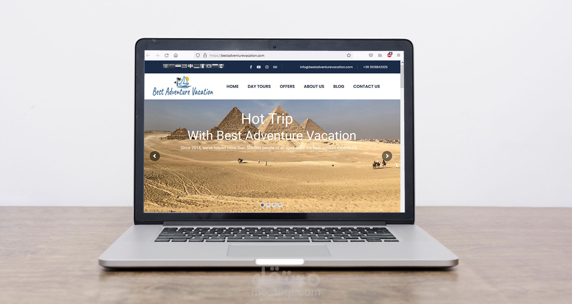تصميم موقع من HTML(LARAVEL),CSS,JAVSCRIPT, | مستقل