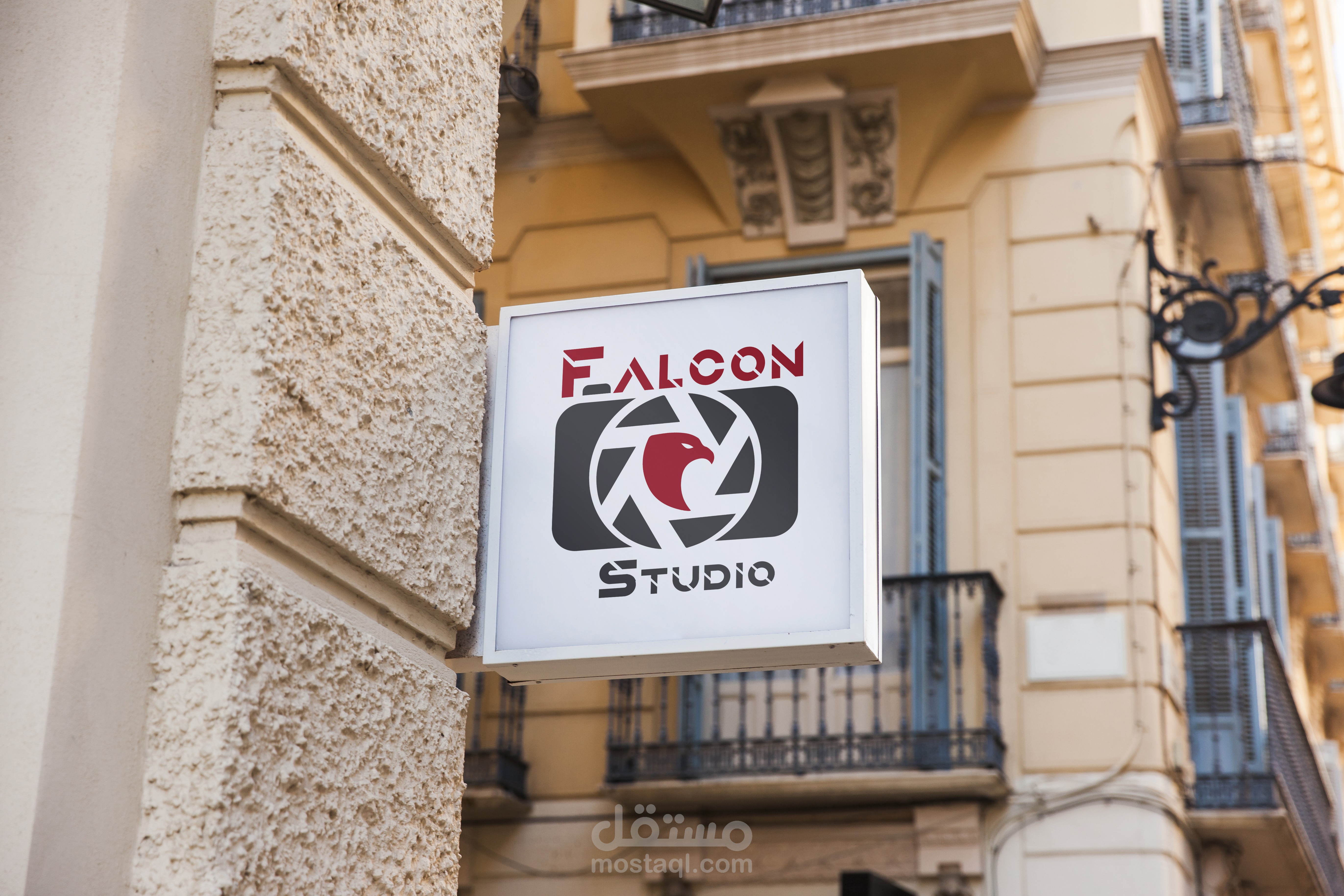 logo falcon studio