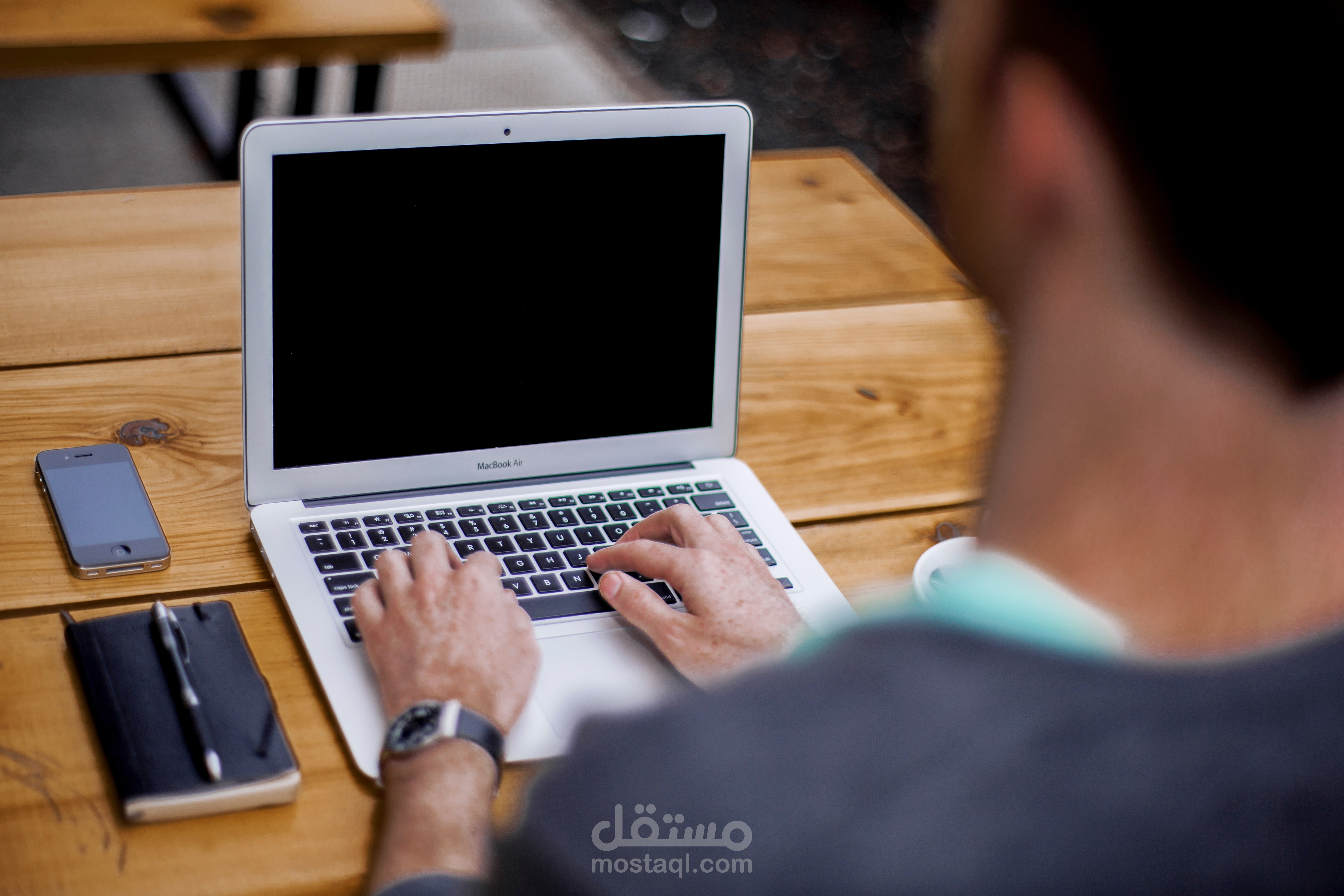 مجموعة مقالات باللغة الإنجليزية عن الألعاب كل مقال 500 كلمة