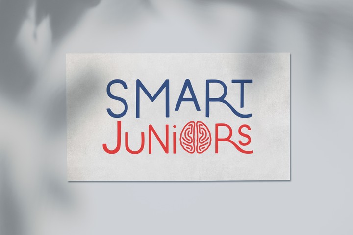 Smart juniors logo design