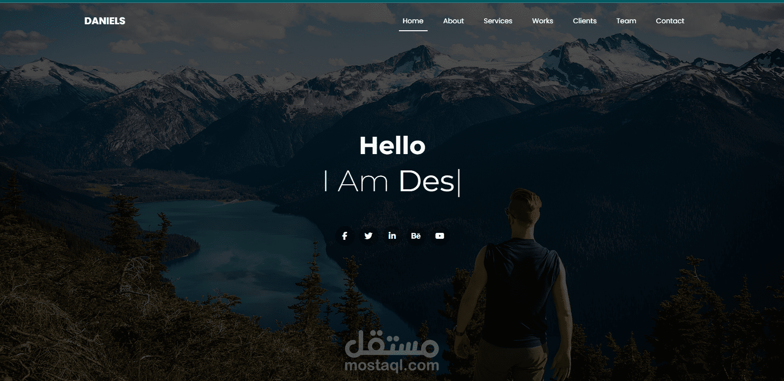 تصميم موقع شخصي باستخدام HTML و CSS و Bootstrap