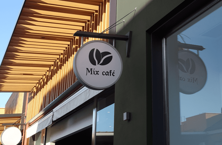 عمل شعار لمقهى باسم "Mix Cafe"