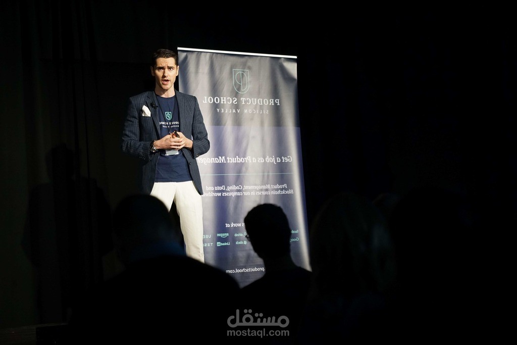 Presenter presenter