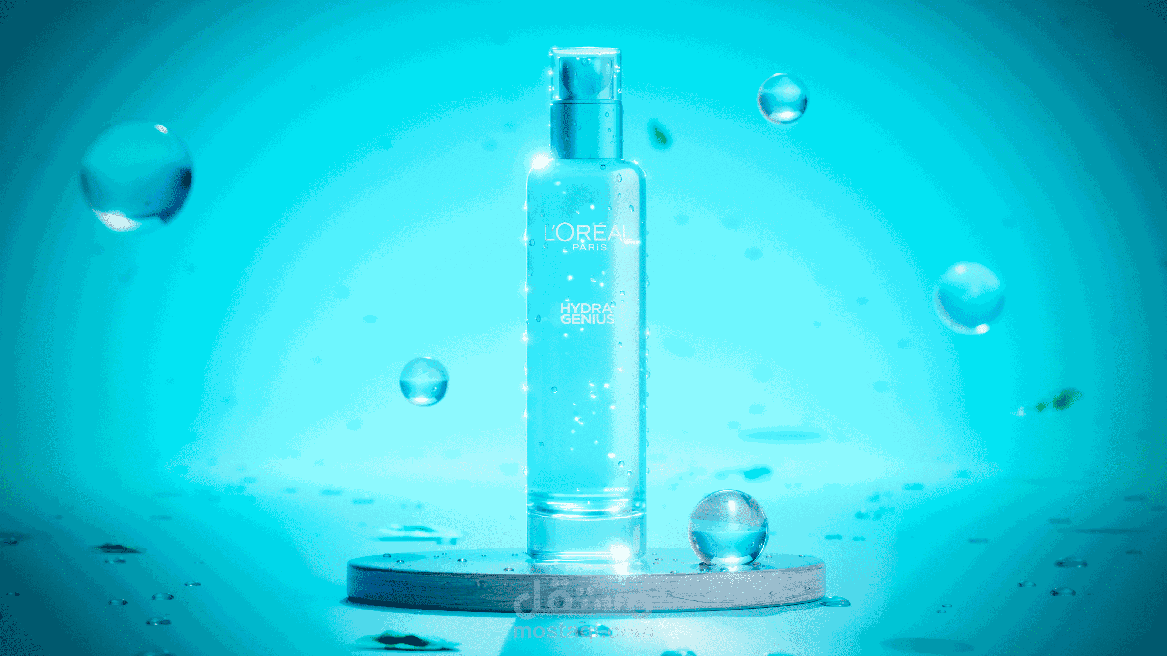 تحريك ثلاثي الأبعاد لزجاجة "Hydra Genius" – L'Oréal Paris