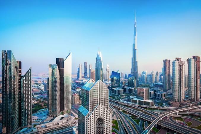 بماذا تشتهر الإمارات العربية المتحدة