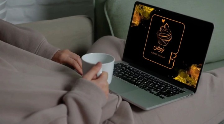 عرض الشعارات عبر mockup