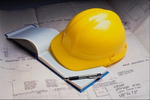 مهندس كهرباء واستشاري ومدرب