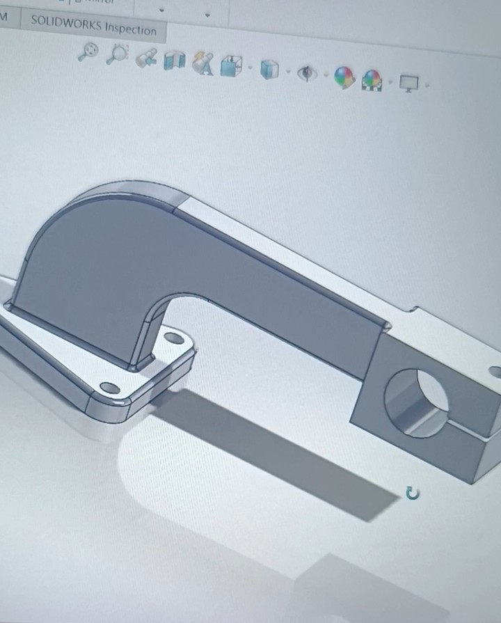 رسمة على SOLIDWORKS