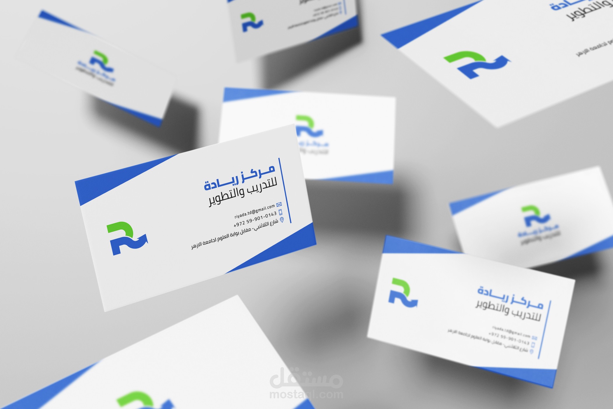 تصميم كرت اعمال (business card) - مركز ريادة للتدريب والتطوير