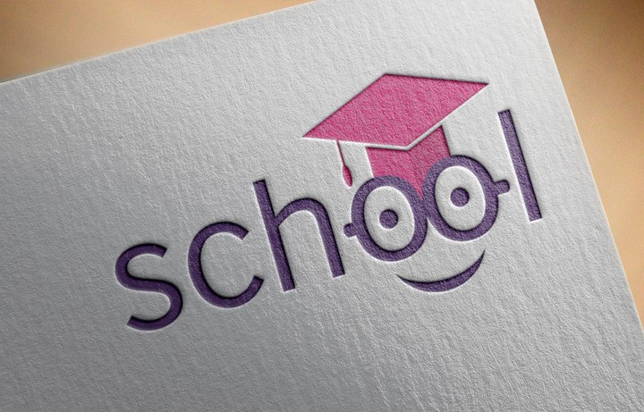 شعار بإسم "School"
