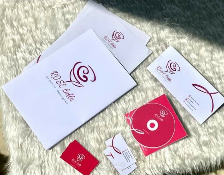 تصميم هوية بصرية متكاملة لمشروع Rose Bella