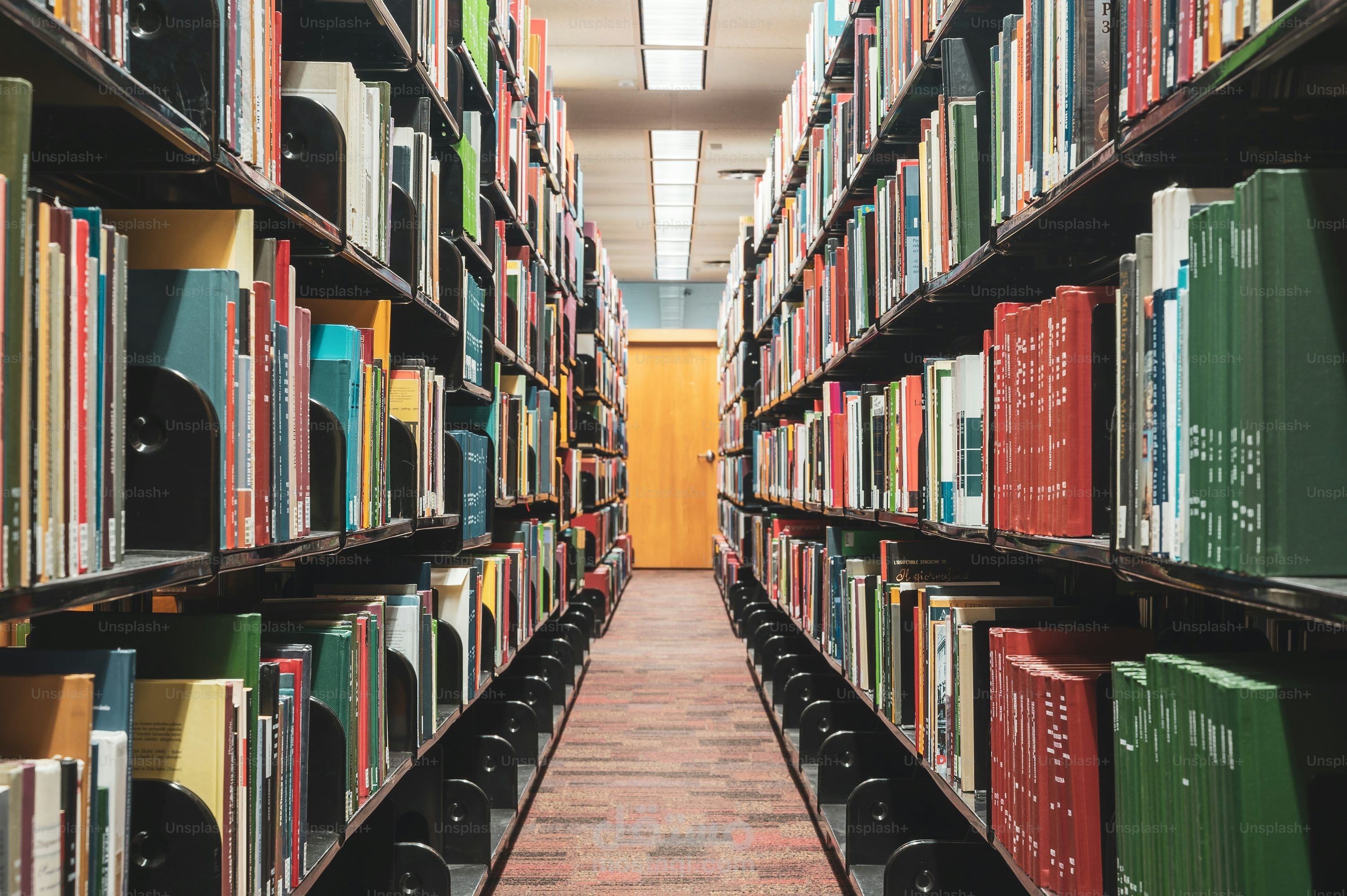 ظام إدارة مكتبة (مشروع برمجة كائنية - OOP)