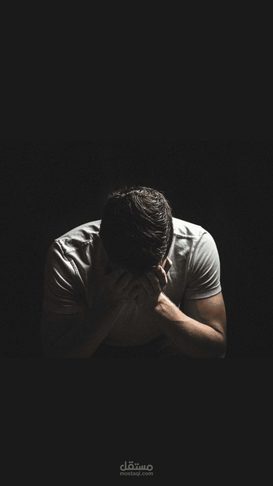 خاطرة وتلخيص لرواية"المعطف" للكاتب الروسي "جوجل"