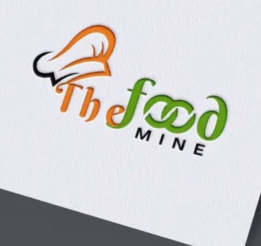 مصممة جرافيك لشعار Food Mine بطريقة احترافية وجذابة