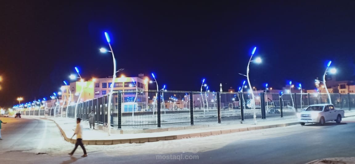 عمل المخططات وجدول الكميات لمشروع لاند اسكيب (اسوار  وانارةو حدائق)
