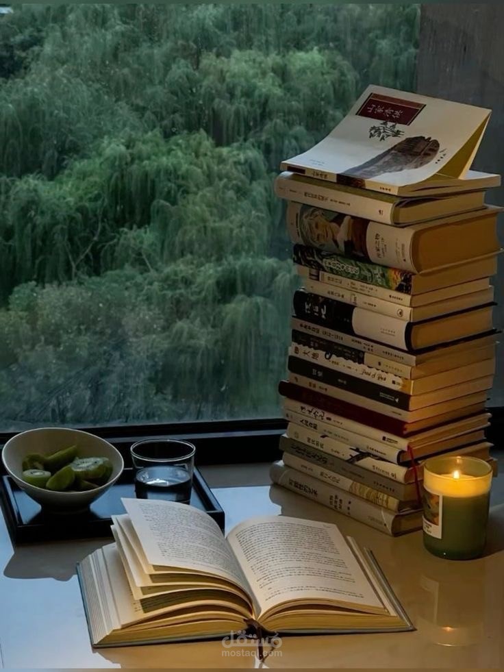مقال مكتوب بعنوان: لماذا تعتبر القراءة عادة لا غنى عنها؟