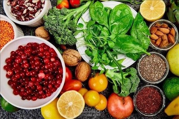 10 أطعمة طبيعية تمنحك طاقة ونشاطًا يدوم طوال اليوم