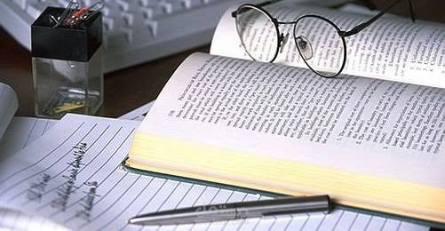 كتابة بوستات عن السير الذاتية والكاميرات كوتش