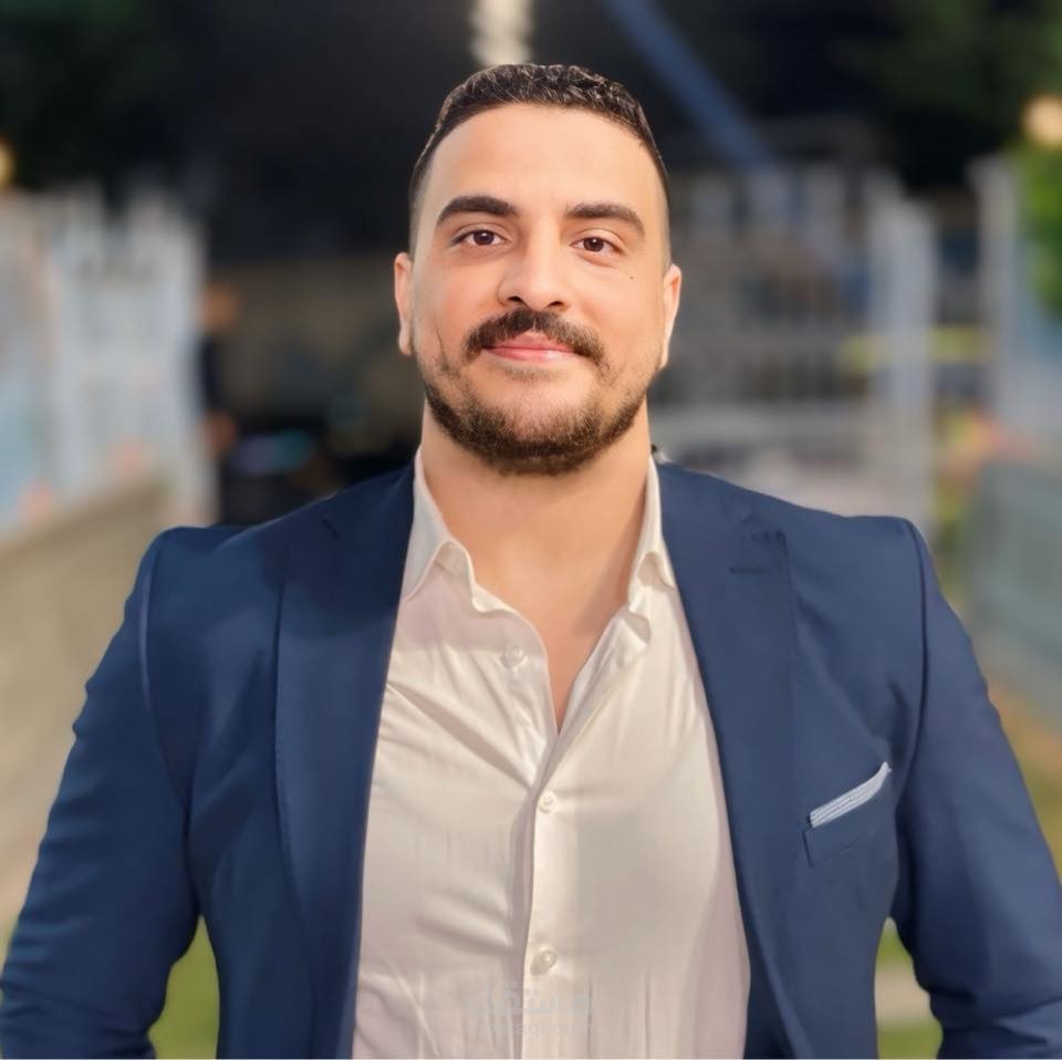 بورتفوليو ليا عشان تعرفني
