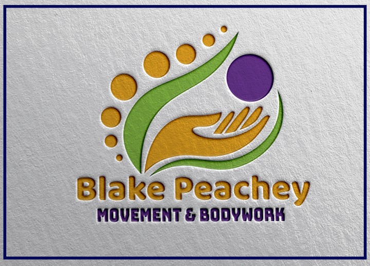 تصميم شعار مركز رياضي يقدم عمل جلسات مساج للعمود الفقري باسم Blake Peachey