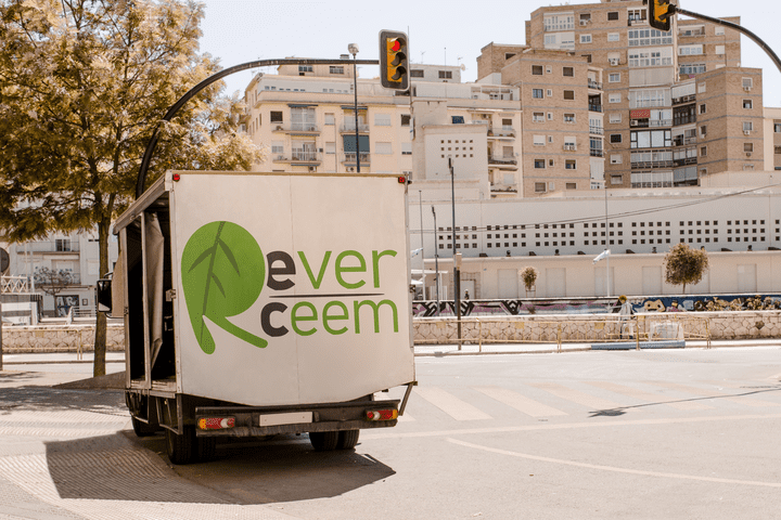 Rever Ceem" Logo"