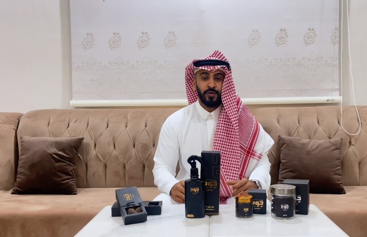 انتاج فيديوهات اعلانيه، كتابه سكريبت وسيناريو والمونتاج والتنسيق مع الموديل و المشاهير والمصور لعمل فيديوهات اعلانيه لشركات مختلفه على التيك توك وسناب شات