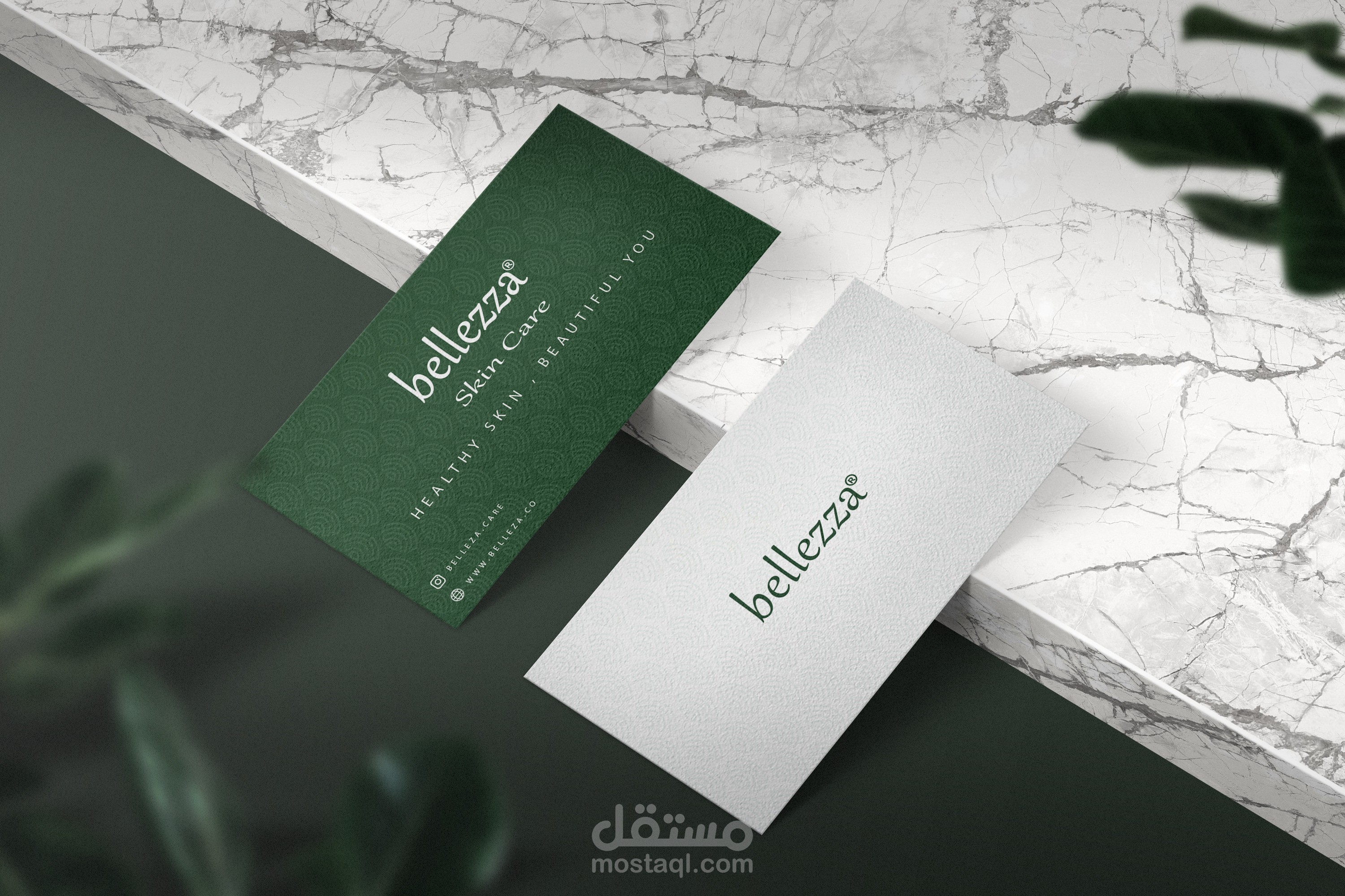 Business card for belleza brand