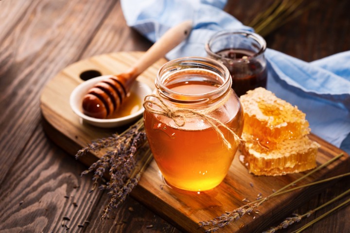 مقالات عن أنواع عسل المانوكا الصحي