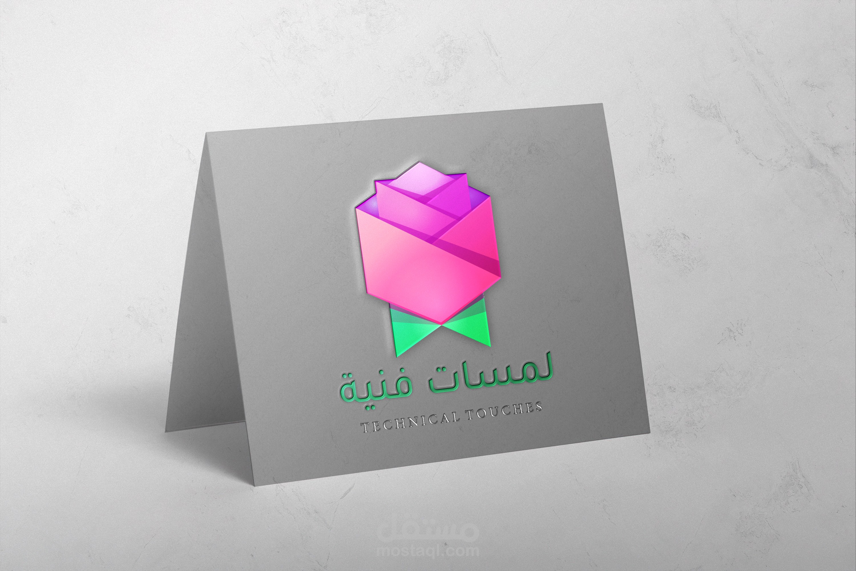 تصميم شعار قناة "لمسات فنية" - اليوتيوب