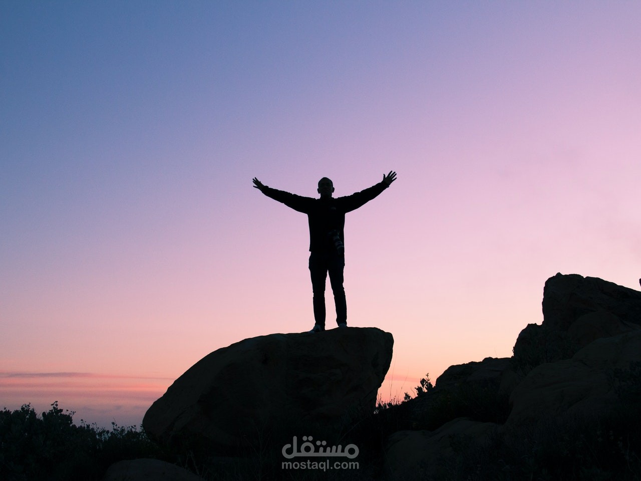 قصة نجاح: من الإقصاء إلى التلفاز