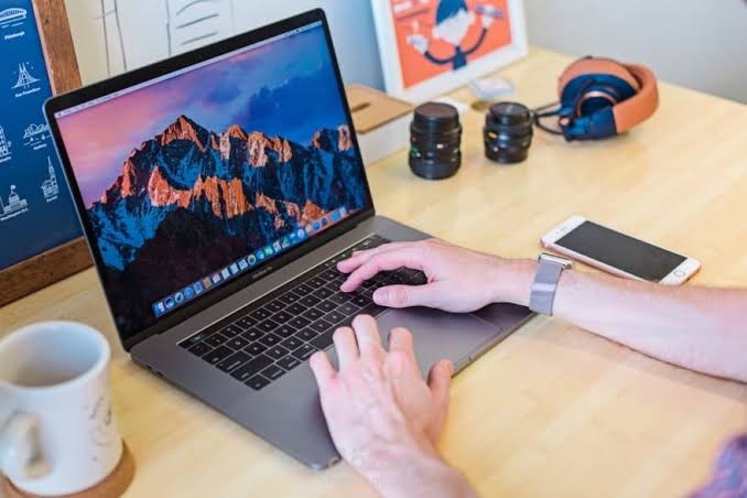 My translation of an article about starting a side hustle