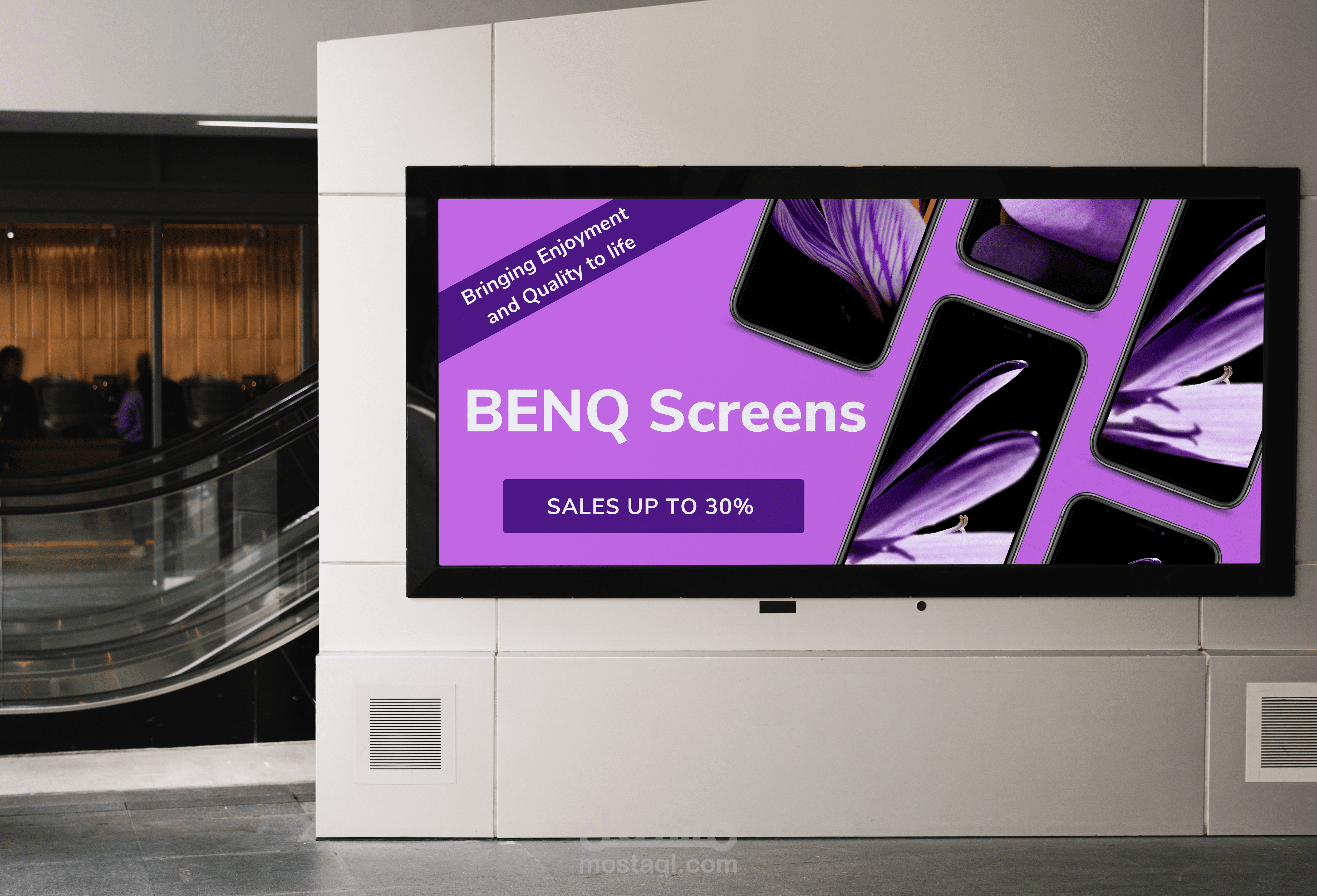 تصميم إعلان تخفيضات ترويجي لشاشات BenQ